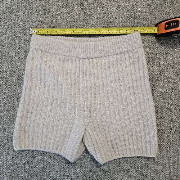 GLOWNY  RIBBED SHORTS WOMEN TAN SMALL CHIC ATHLEISURE Cashmere Wool Nylon Blend - Picture 6 of 10